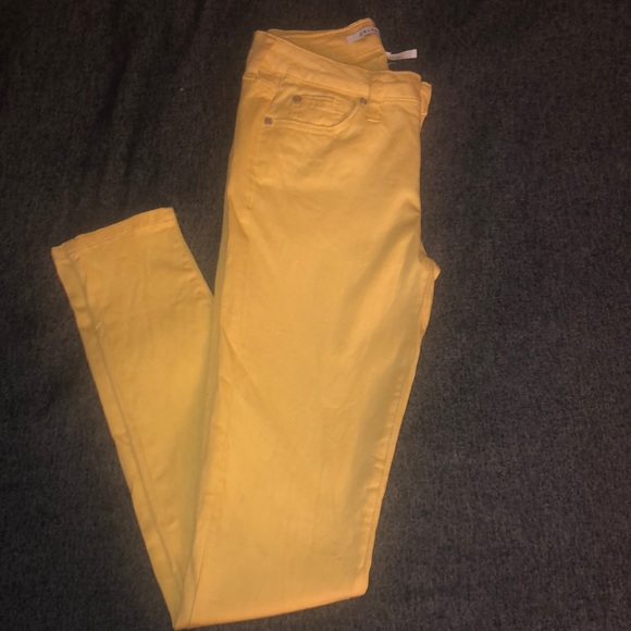 Fashion Nova Denim - 🌼 FASHINOVA Jeans 🌼 Pre-owned women's size 1/25
